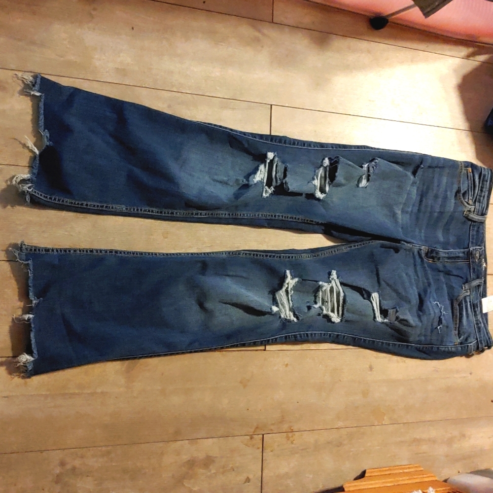 Hollister distressed jeans brand new
